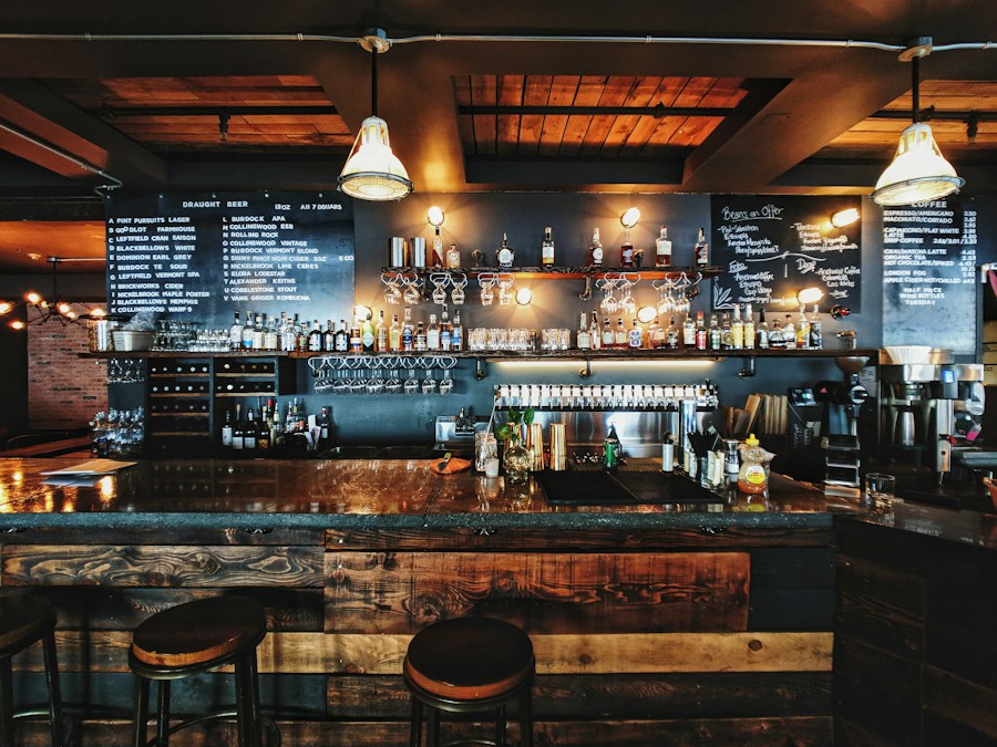 Bar & Taproom